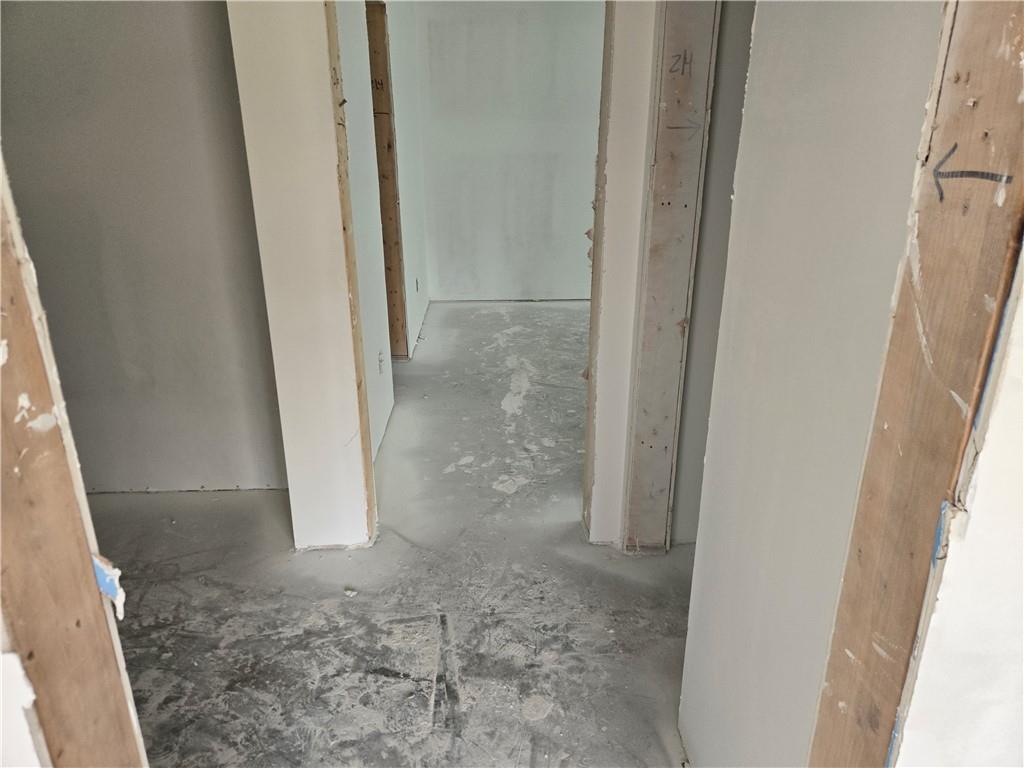 983 Homepark Circle Property Photo 15