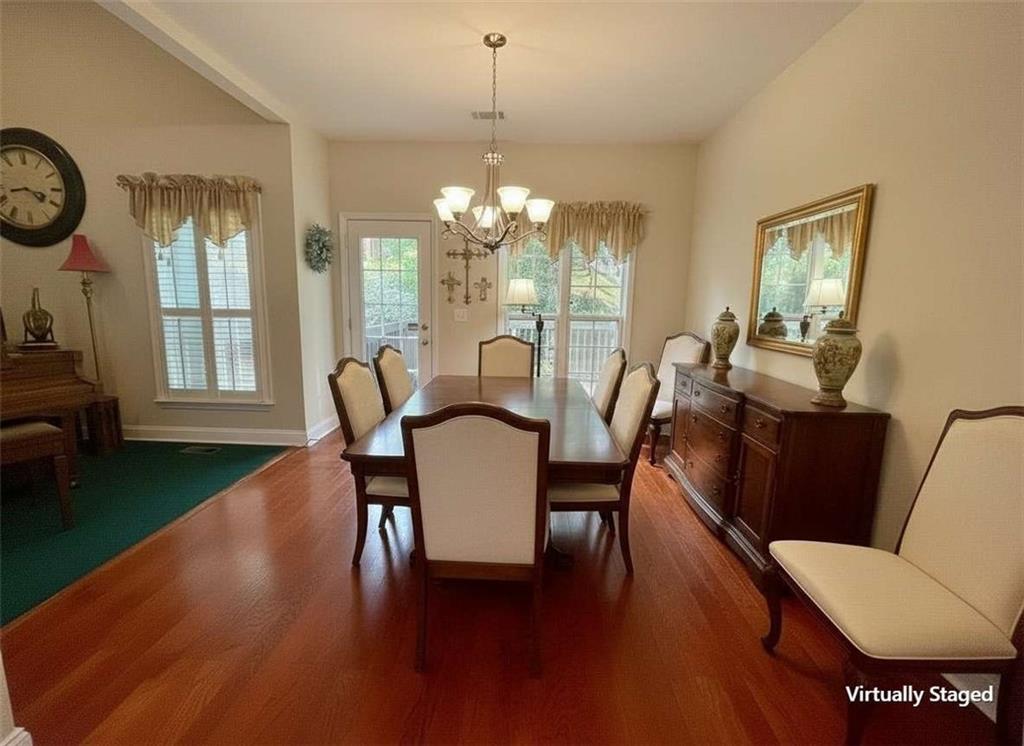 930 Vinings Drive Property Photo 8