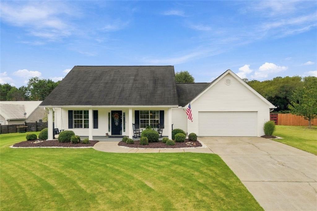 8225 Wimbledon Court Property Photo 1