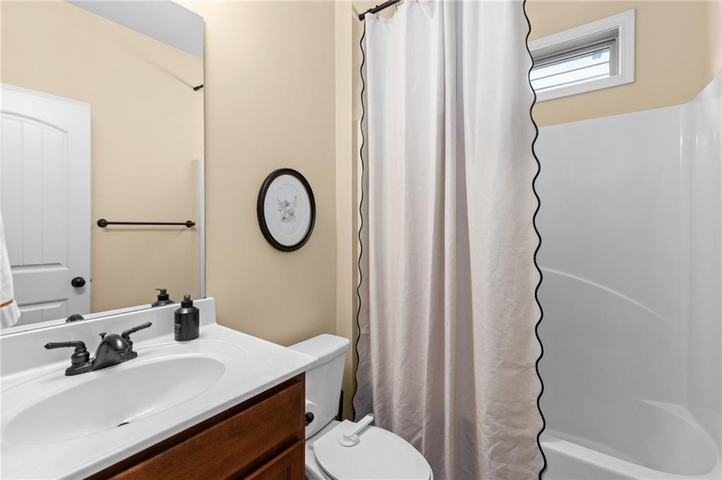 1075 Crescent Ridge Drive Property Photo 26