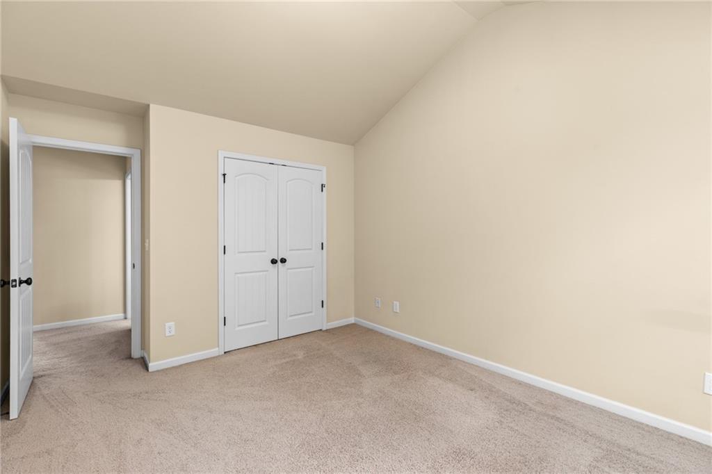 1075 Crescent Ridge Drive Property Photo 35