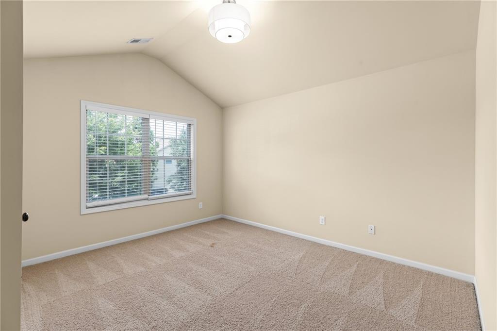 1075 Crescent Ridge Drive Property Photo 39