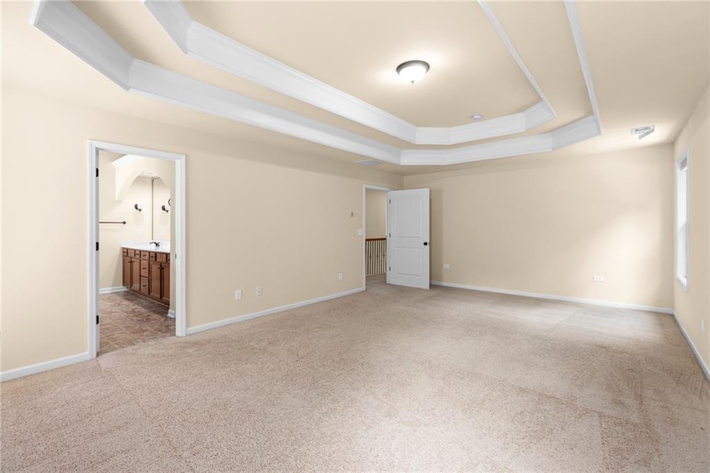 1075 Crescent Ridge Drive Property Photo 45