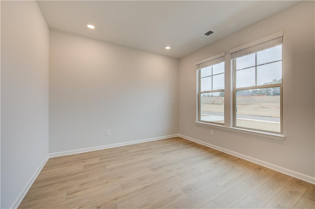 205 Delta Drive Property Photo 4