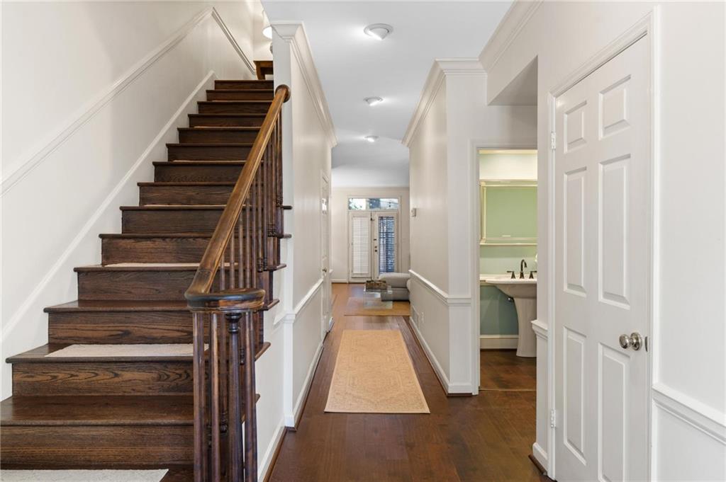 63 Willow Glen Property Photo 4