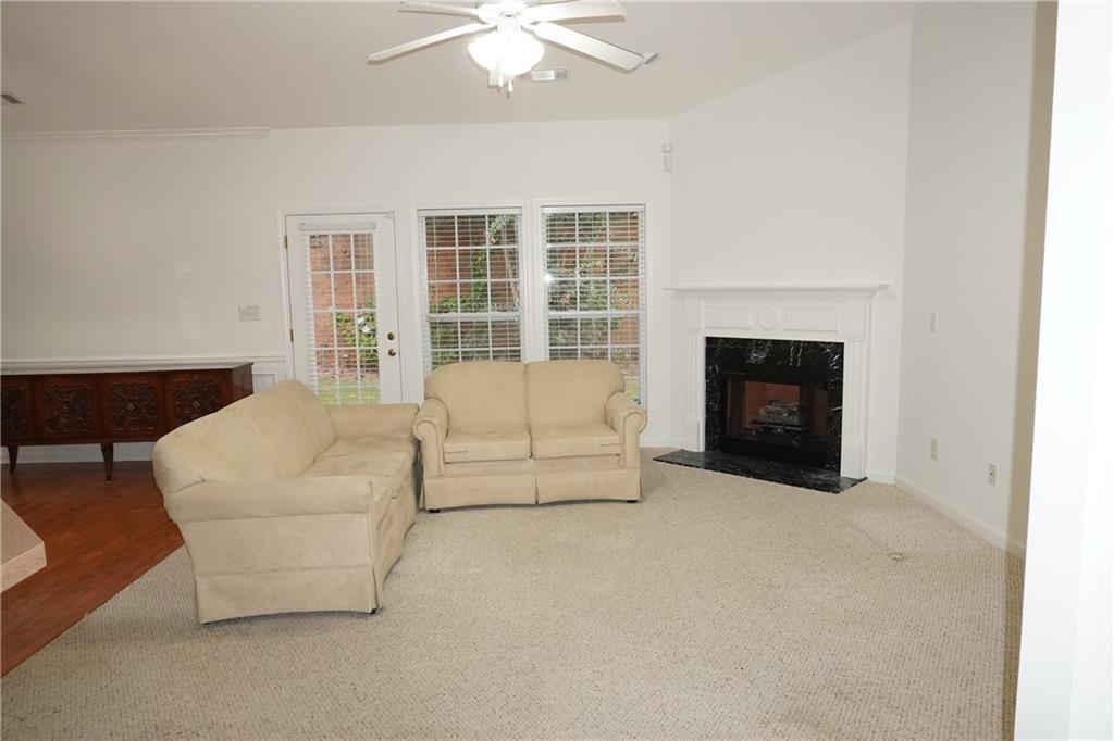 2219 Alnwick Drive Property Photo 6