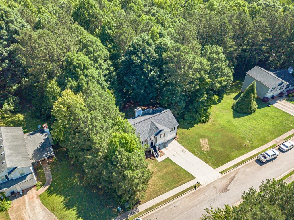 1825 River Run Road Property Photo 3