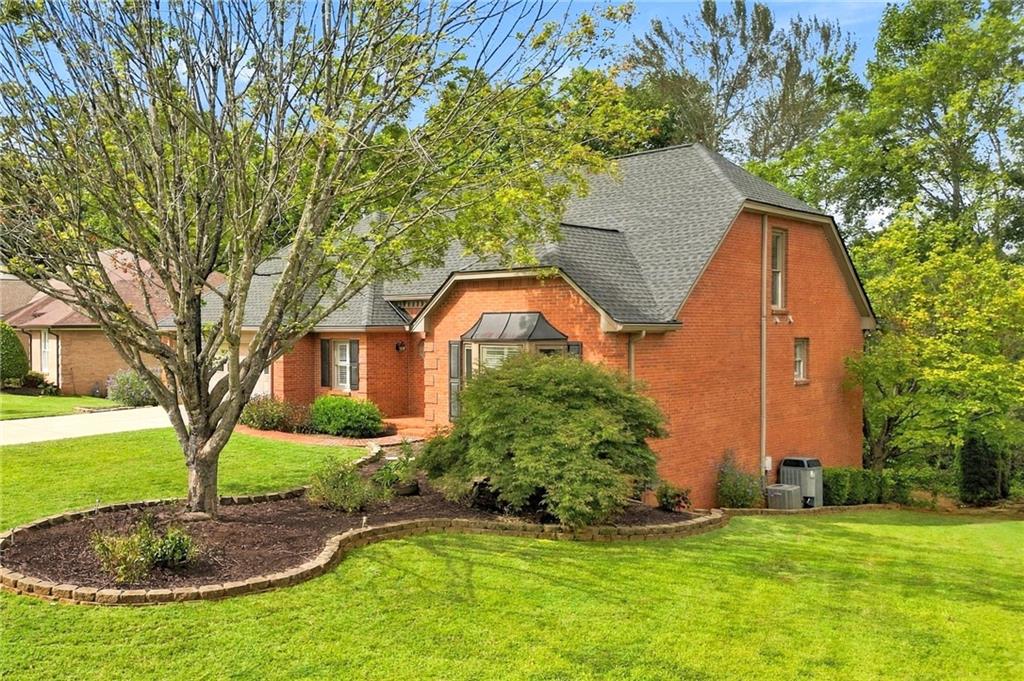 360 Stepping Stone Drive Property Photo 2