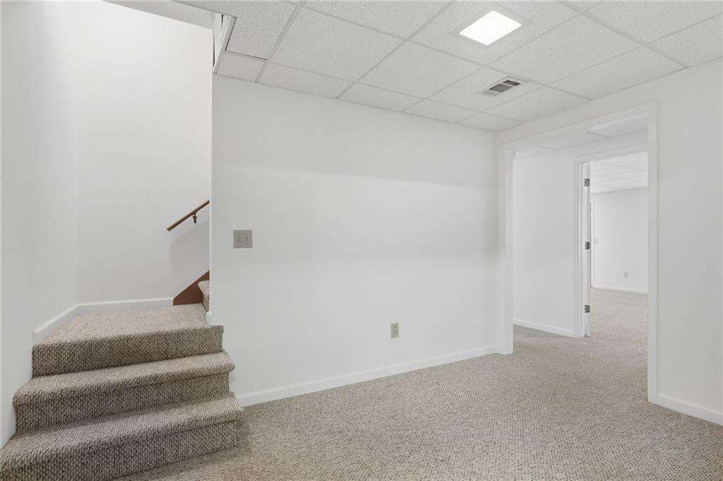 360 Stepping Stone Drive Property Photo 32