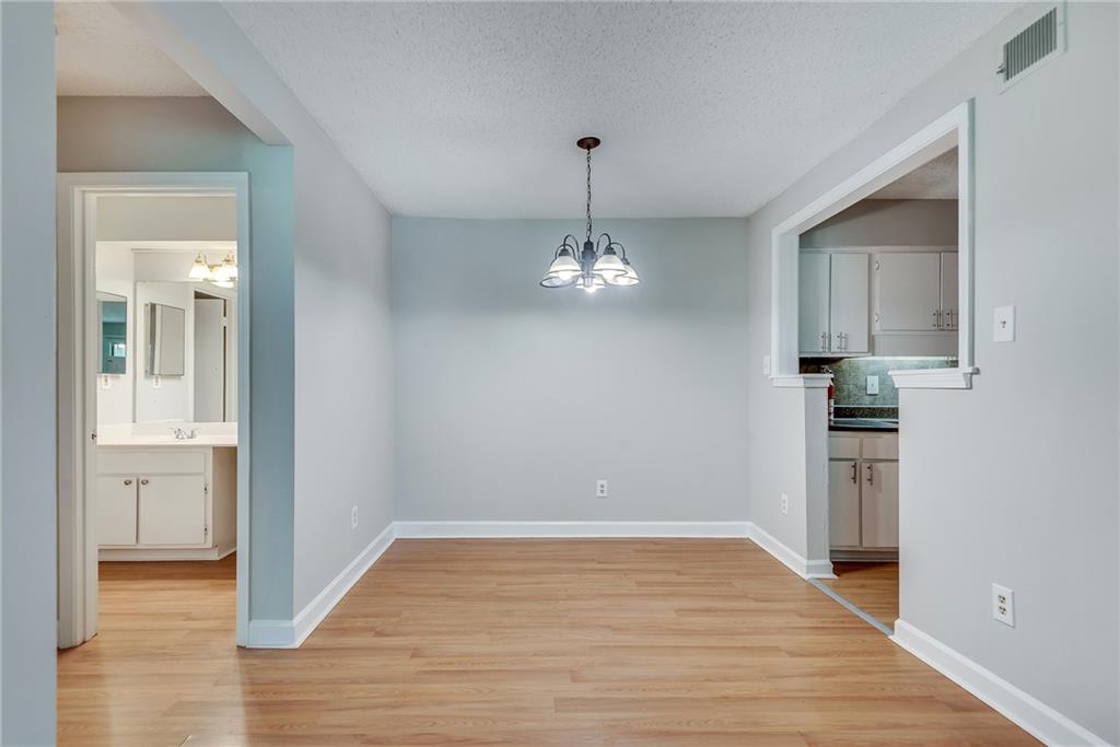 1516 Wingate Way Property Photo 4