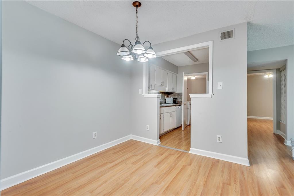 1516 Wingate Way Property Photo 5