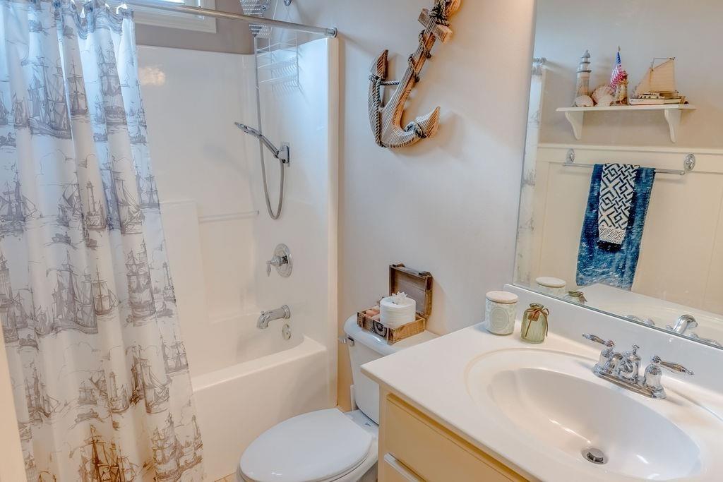 209 Suffolk Way Property Photo 25