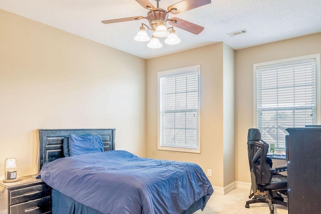209 Suffolk Way Property Photo 28