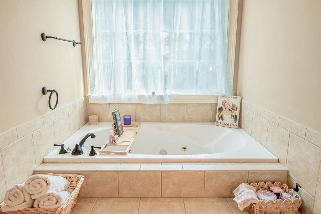 209 Suffolk Way Property Photo 38