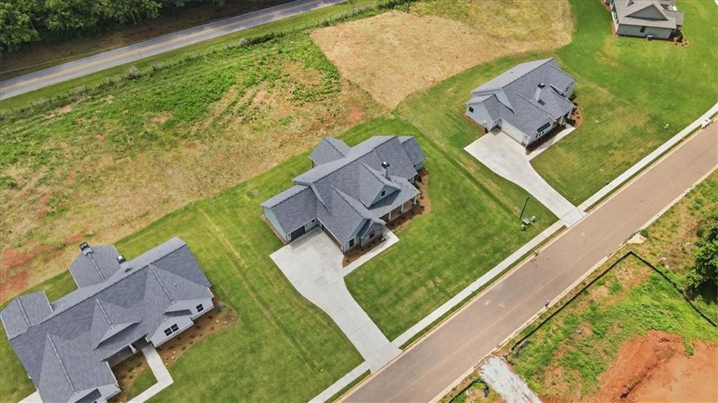 105 Maney Drive Property Photo 8