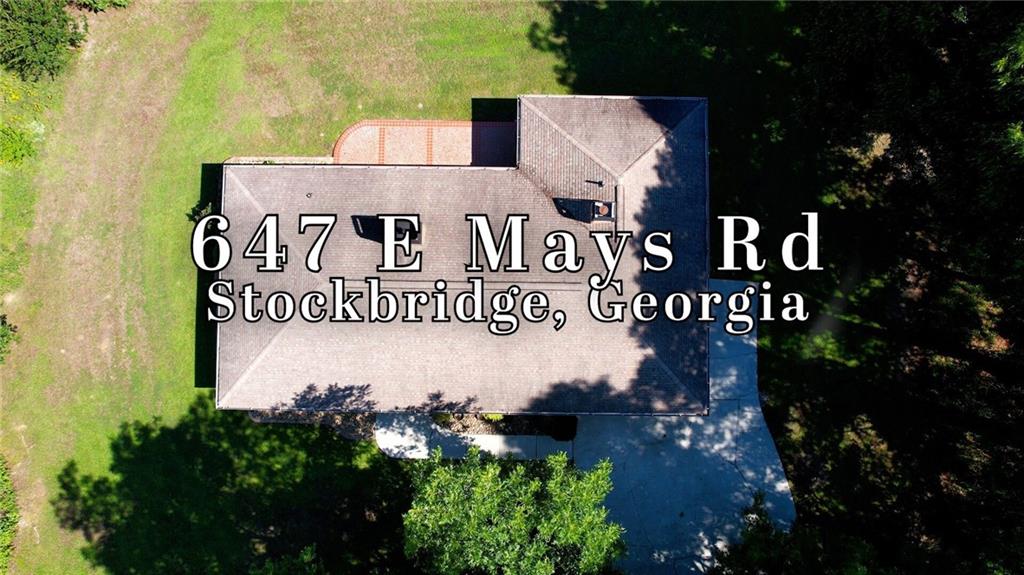 647 E Mays Road Property Photo 2