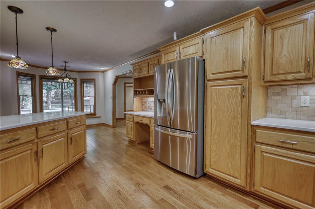 647 E Mays Road Property Photo 16