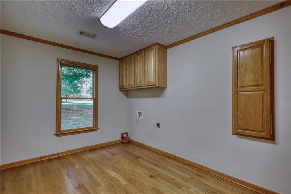 647 E Mays Road Property Photo 22