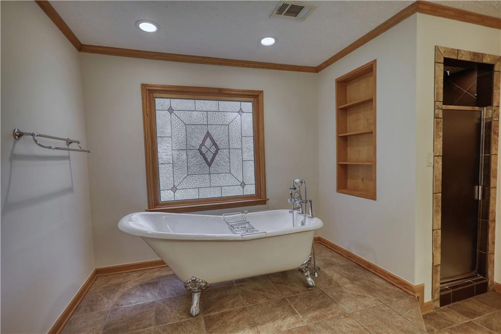 647 E Mays Road Property Photo 30