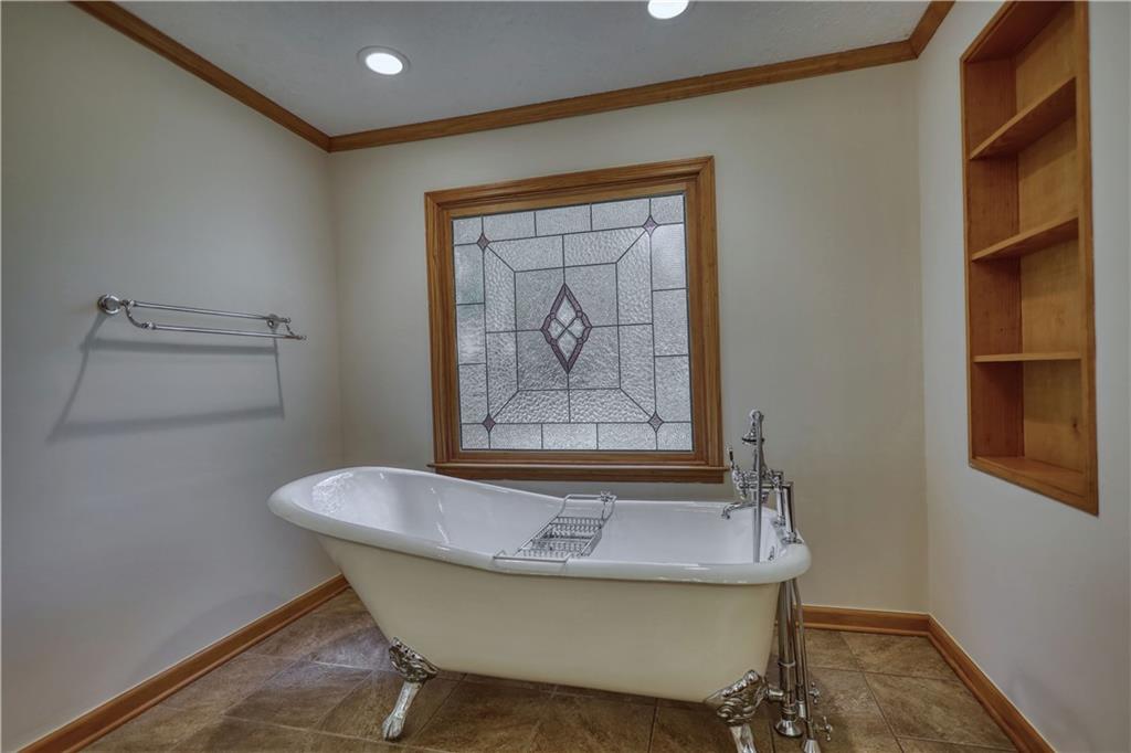 647 E Mays Road Property Photo 31