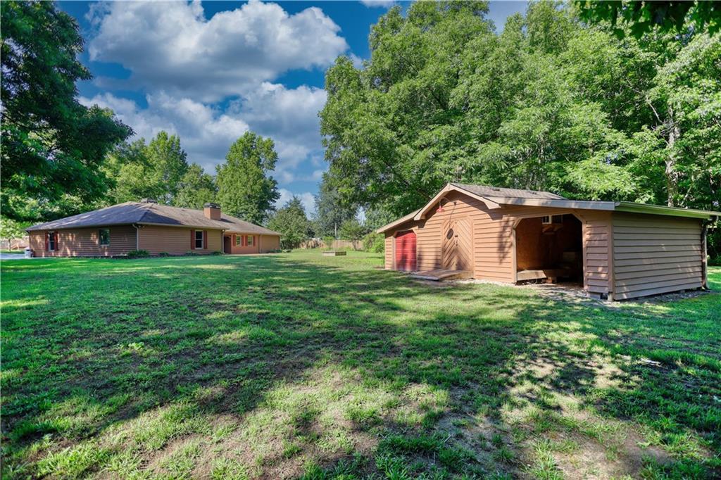 647 E Mays Road Property Photo 60
