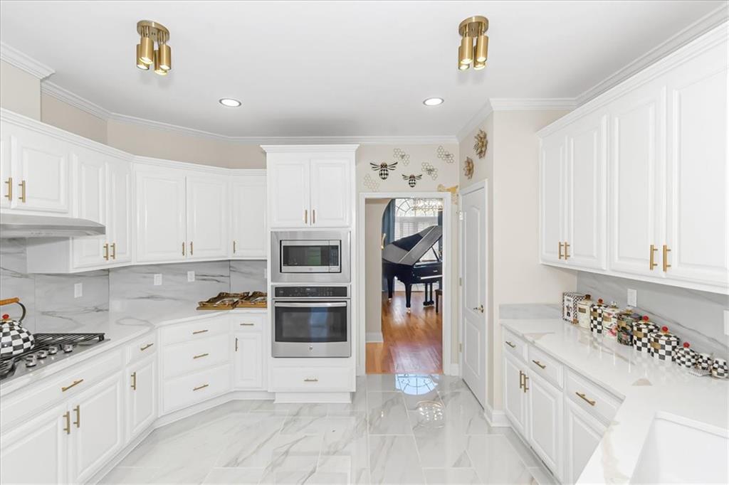 1114 Edward Drive Property Photo 17