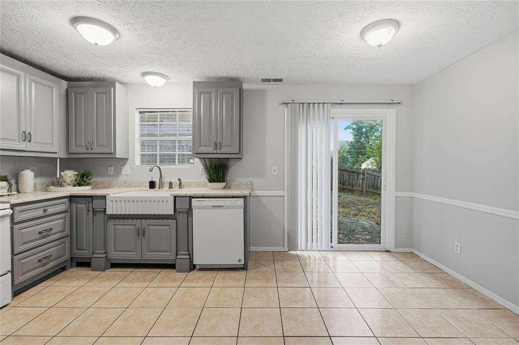 4701 Valley Ridge Drive Property Photo 14