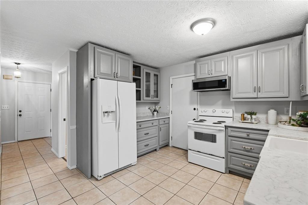 4701 Valley Ridge Drive Property Photo 17