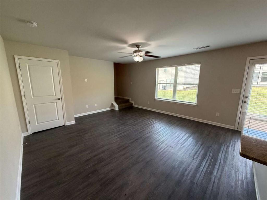 313 Nutwood Trace Property Photo 3