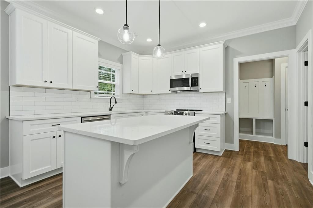 376 Rocky Way Property Photo 13
