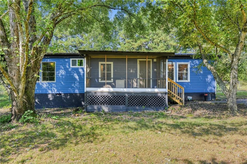 240 Norfolk Dr Property Photo 1