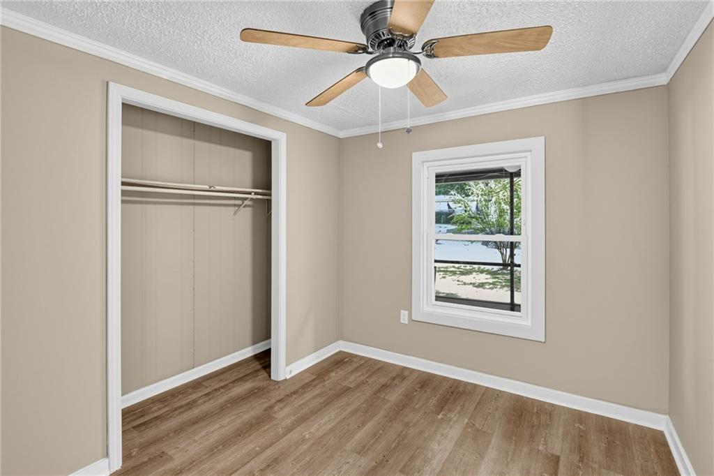 240 Norfolk Dr Property Photo 19