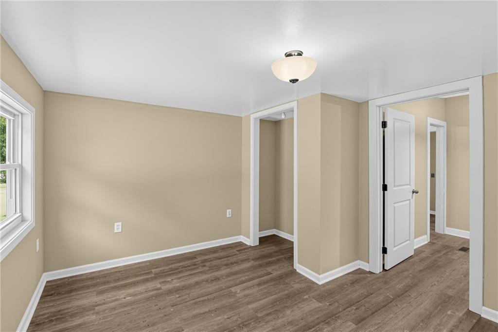 240 Norfolk Dr Property Photo 20