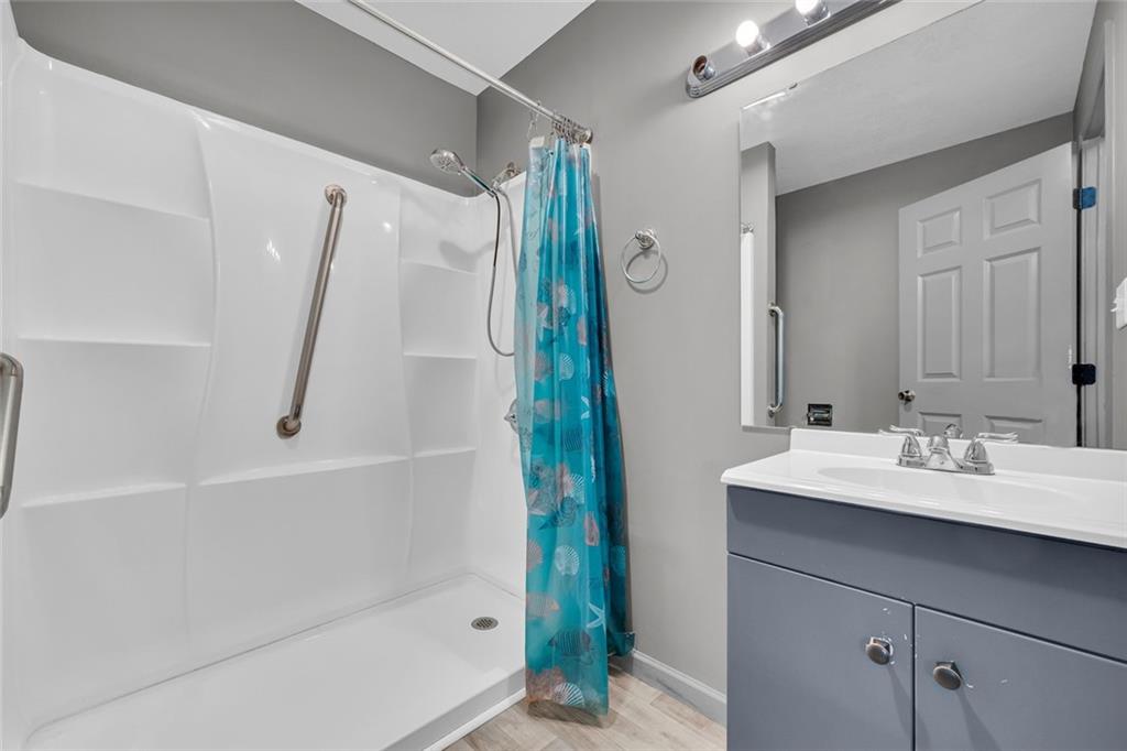 393 N Red Rock Road Property Photo 5