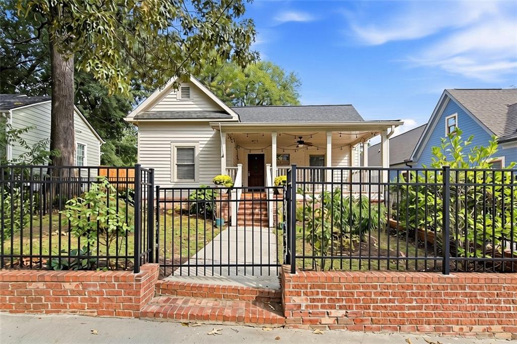 743 Bonnie Brae Avenue Sw Property Photo 1