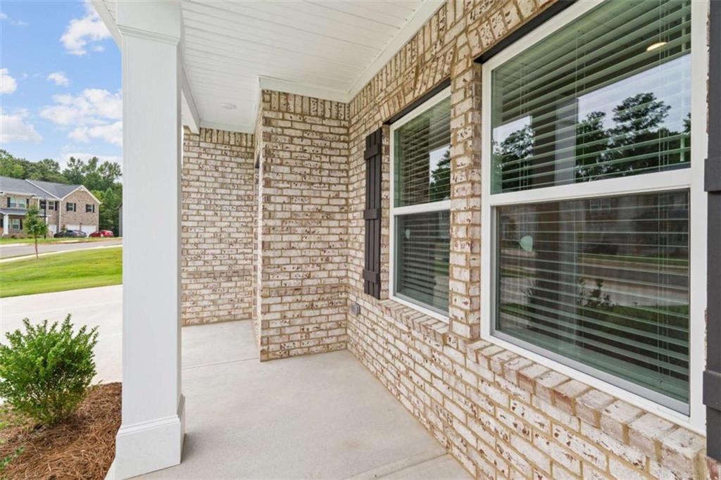 1921 Wheat Valley Circle Property Photo 3