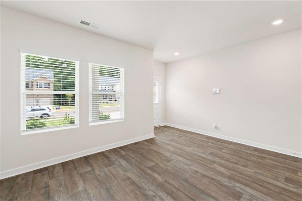 1921 Wheat Valley Circle Property Photo 5