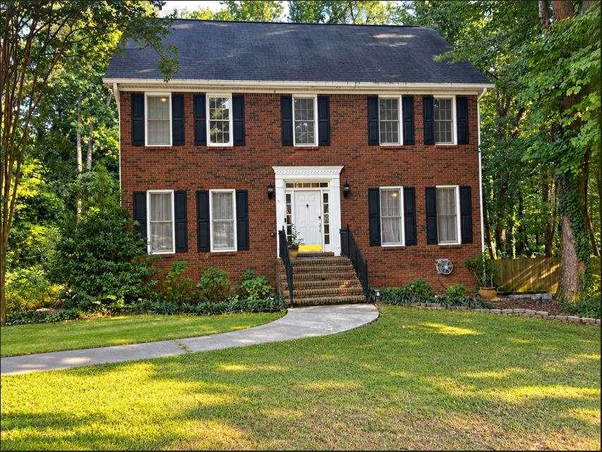 2711 Lochraven Court Property Photo 1