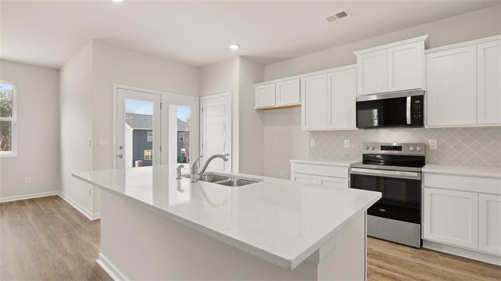 315 Bristol Boulevard Property Photo 8