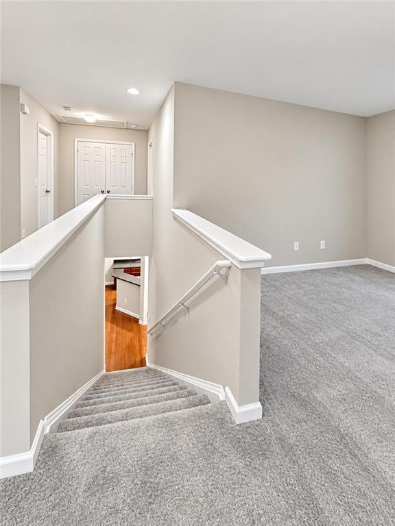 5557 Sable Way Property Photo 12