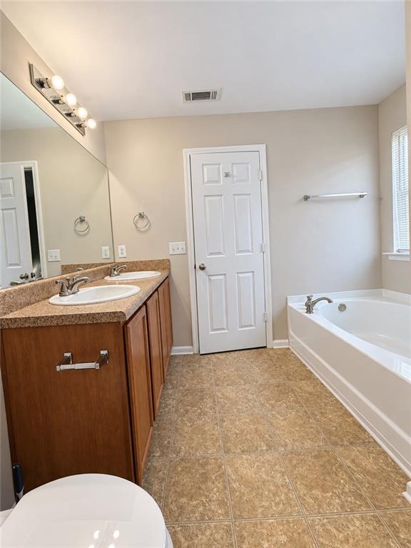 5557 Sable Way Property Photo 16