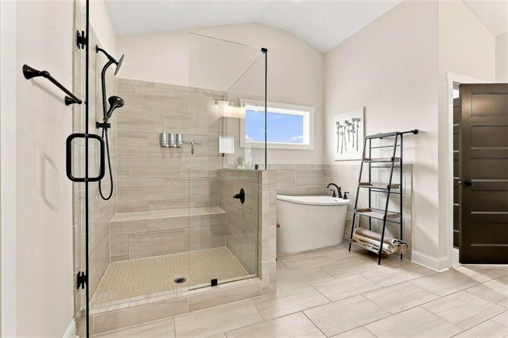 230 Windchime Way Property Photo 31