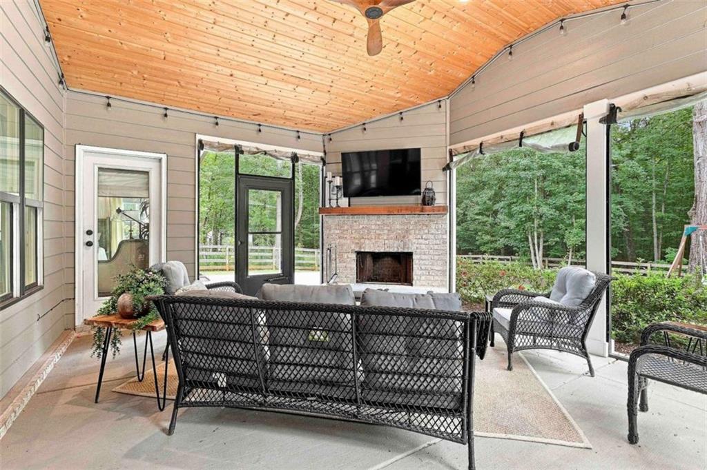 230 Windchime Way Property Photo 48