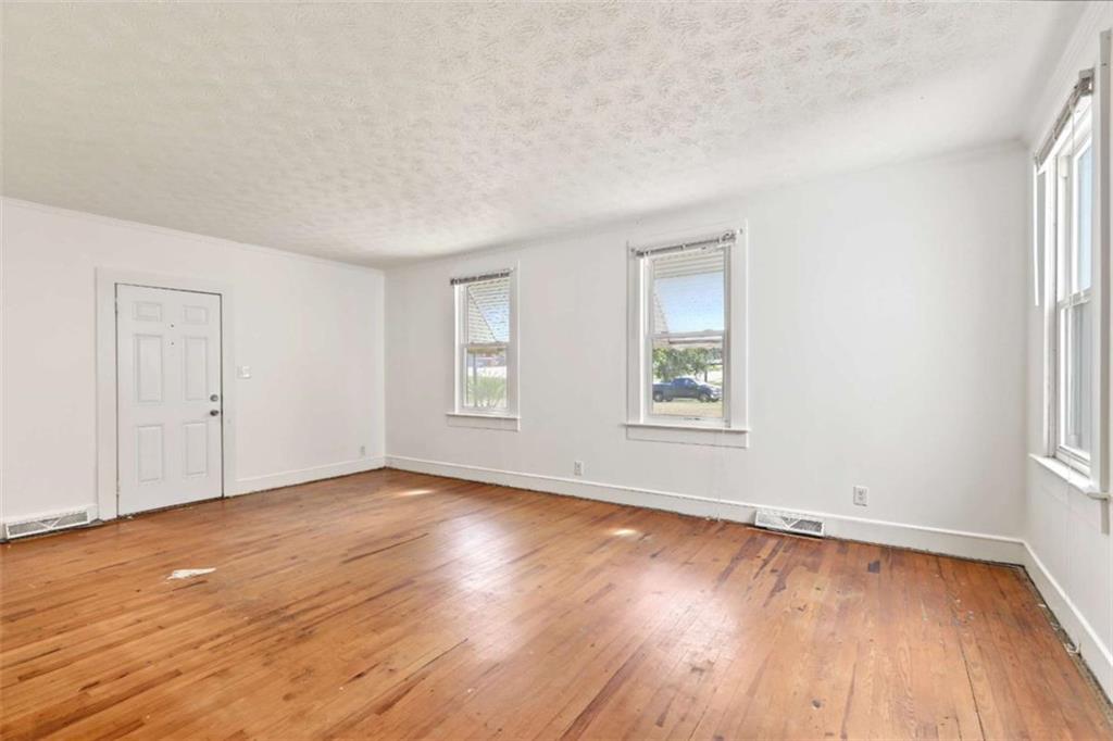 7 Georgia Avenue Property Photo 4