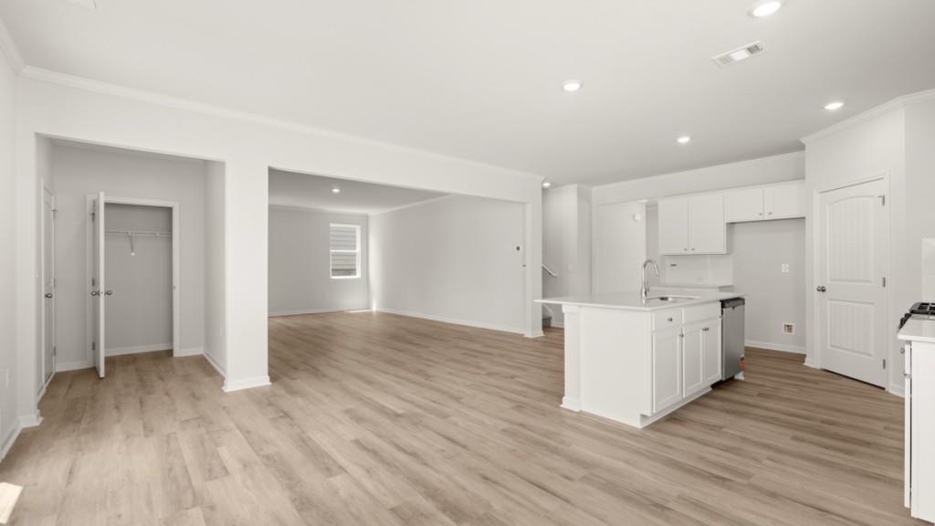 96 Lambton Place Property Photo 10