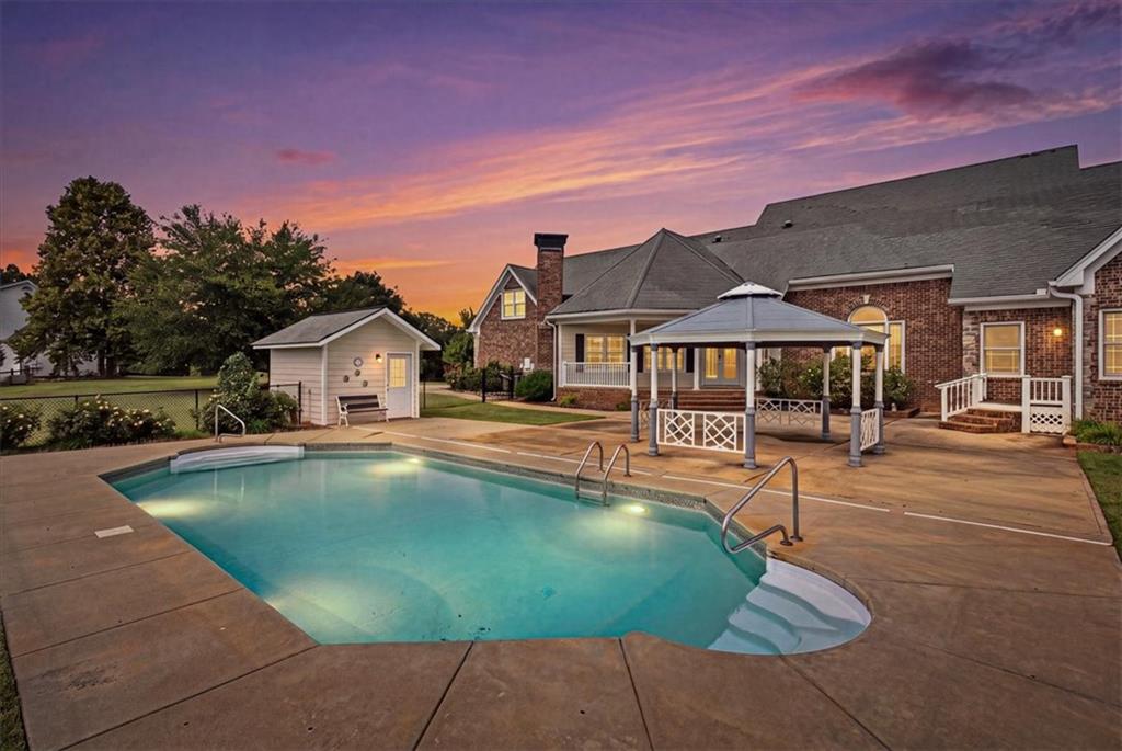 436 James Powers Road Property Photo 1