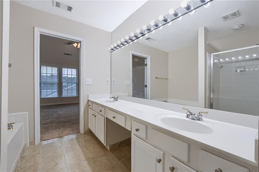 3601 Gainesway Trace Property Photo 19