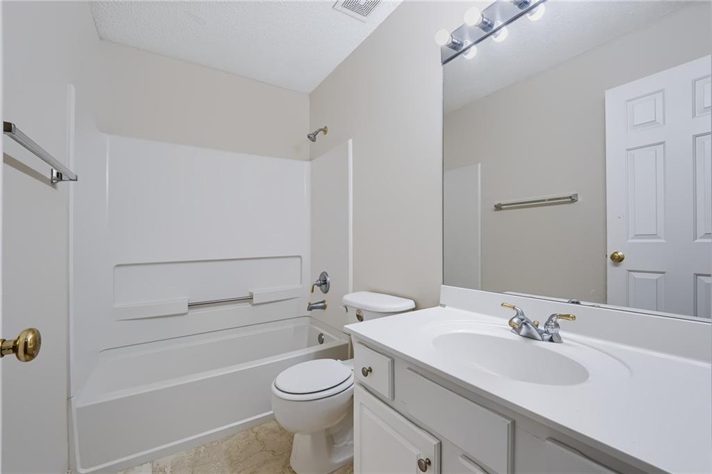 3601 Gainesway Trace Property Photo 22