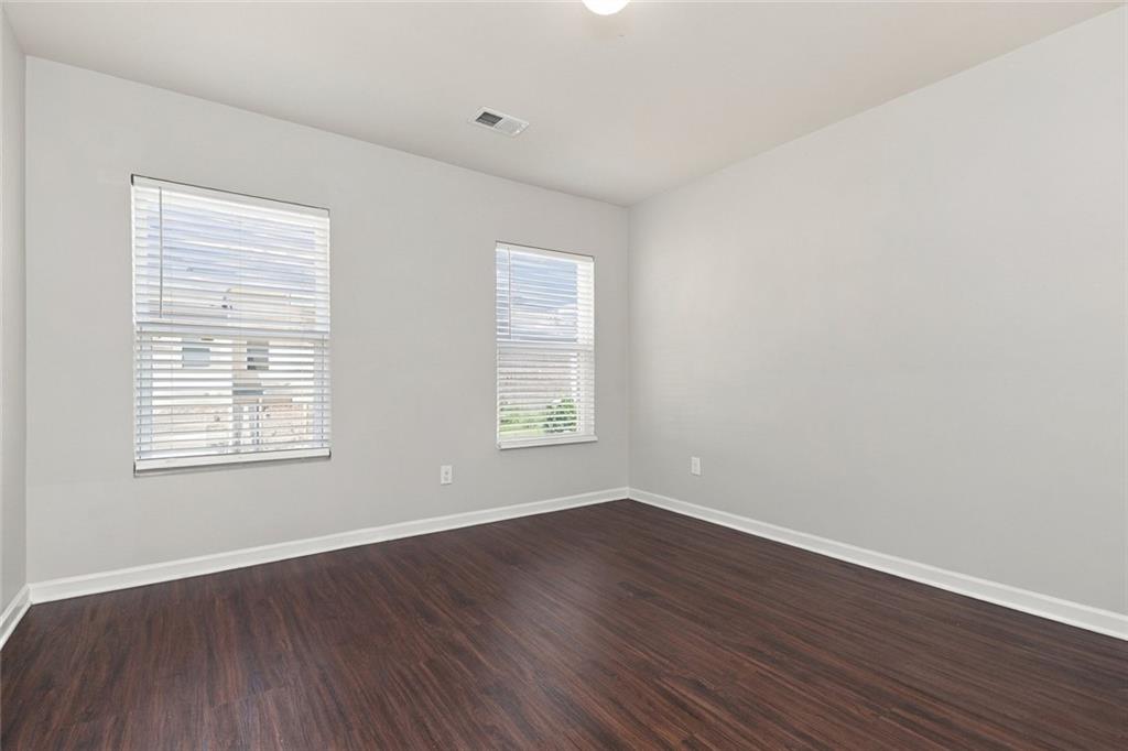 1535 Hydrangea Lane Property Photo 15