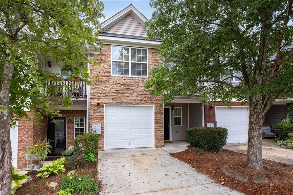 1436 Box Circle Property Photo 1